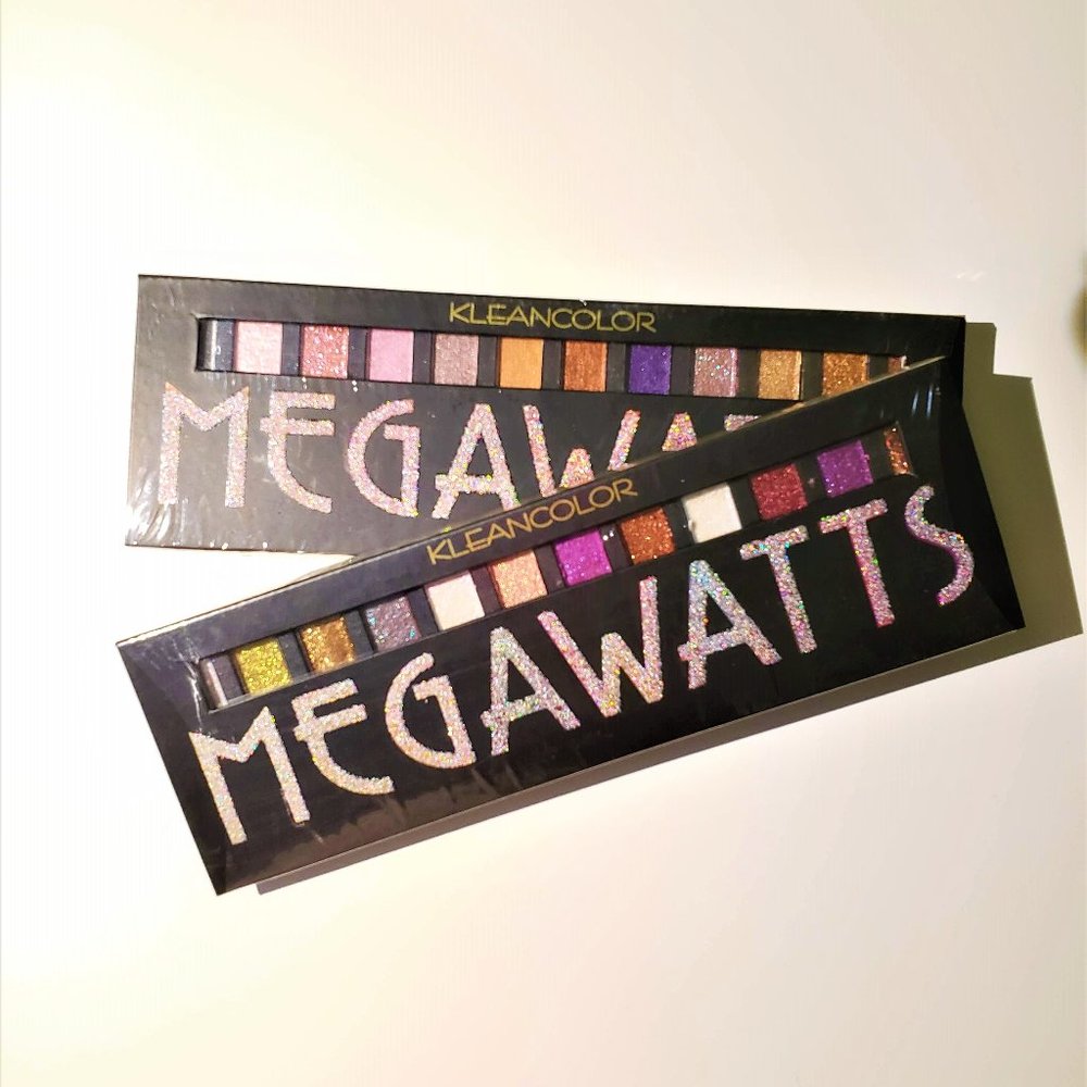 Megawatts Eyeshadow (2 PC)